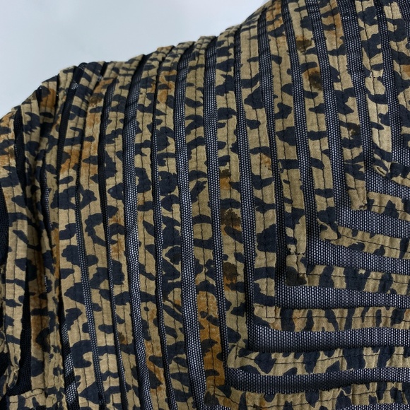 Chicos Leopard Mesh Jacket Sz. 2 (Large) Animal Print - Picture 9 of 12